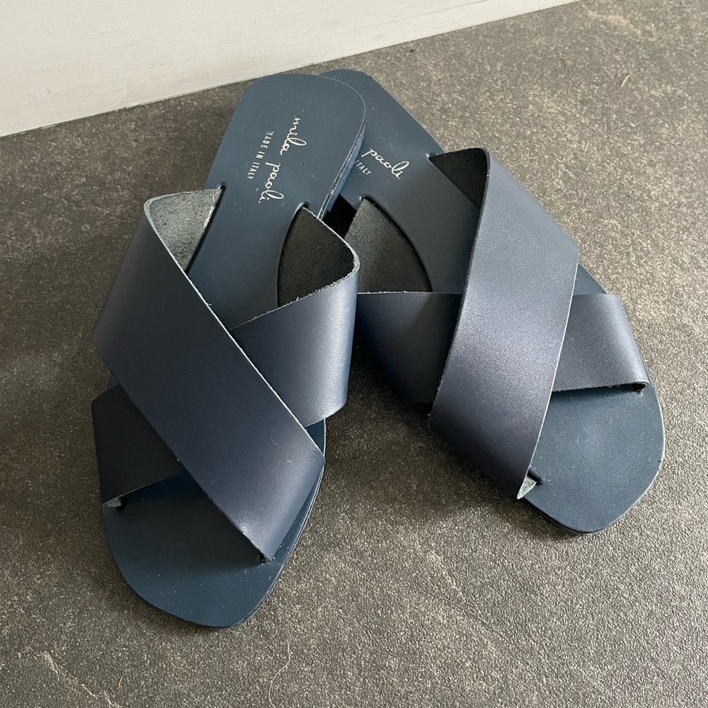 🦋 Mila Paoli Navy Sandals (7)